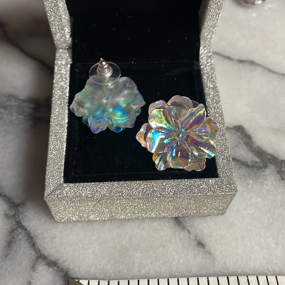 🖤5/$25 925 sterling flower earrings rainbow aurora borealis - Picture 3 of 14